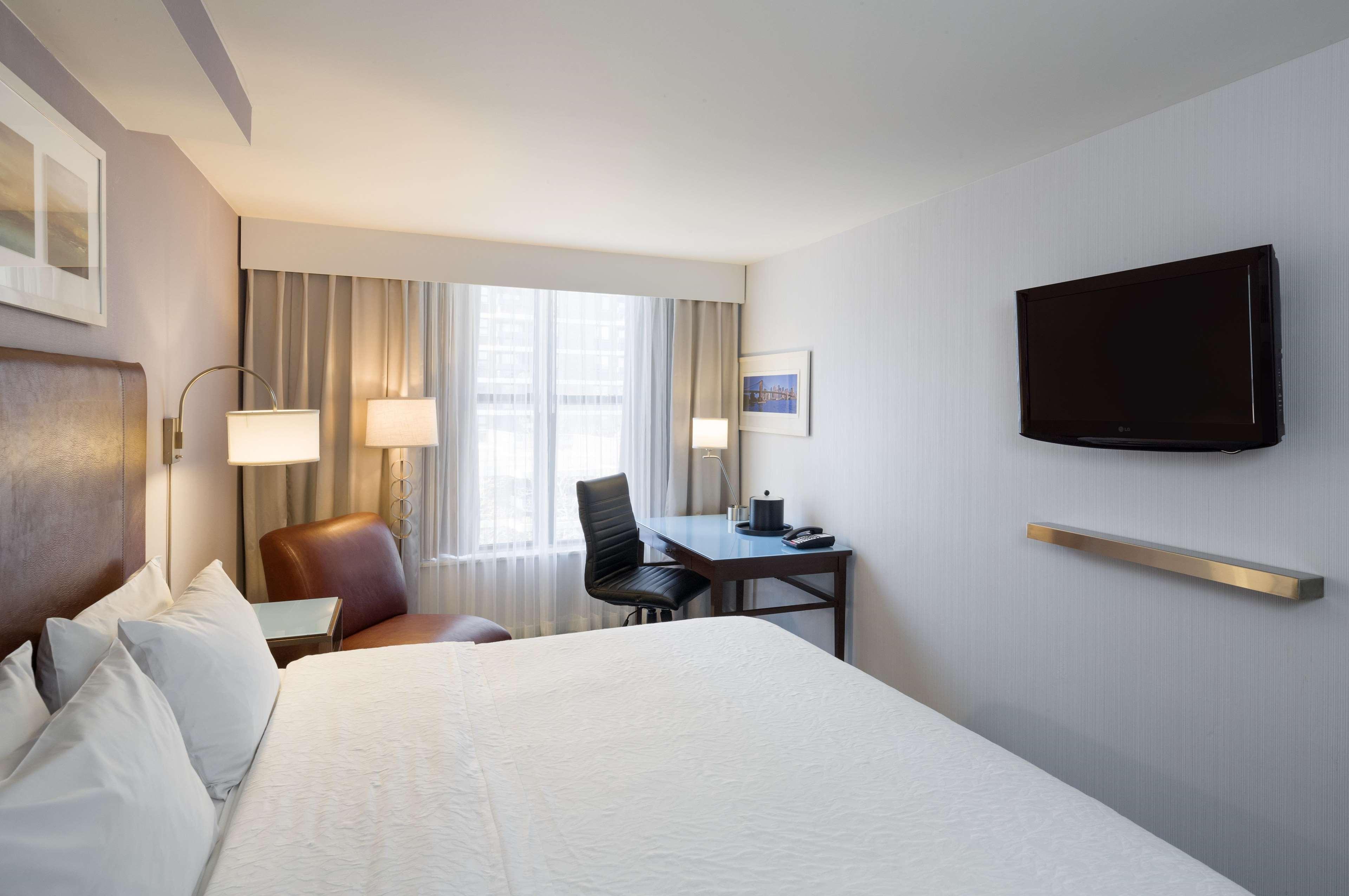 Hampton Inn Seaport Financial District New York Exteriör bild