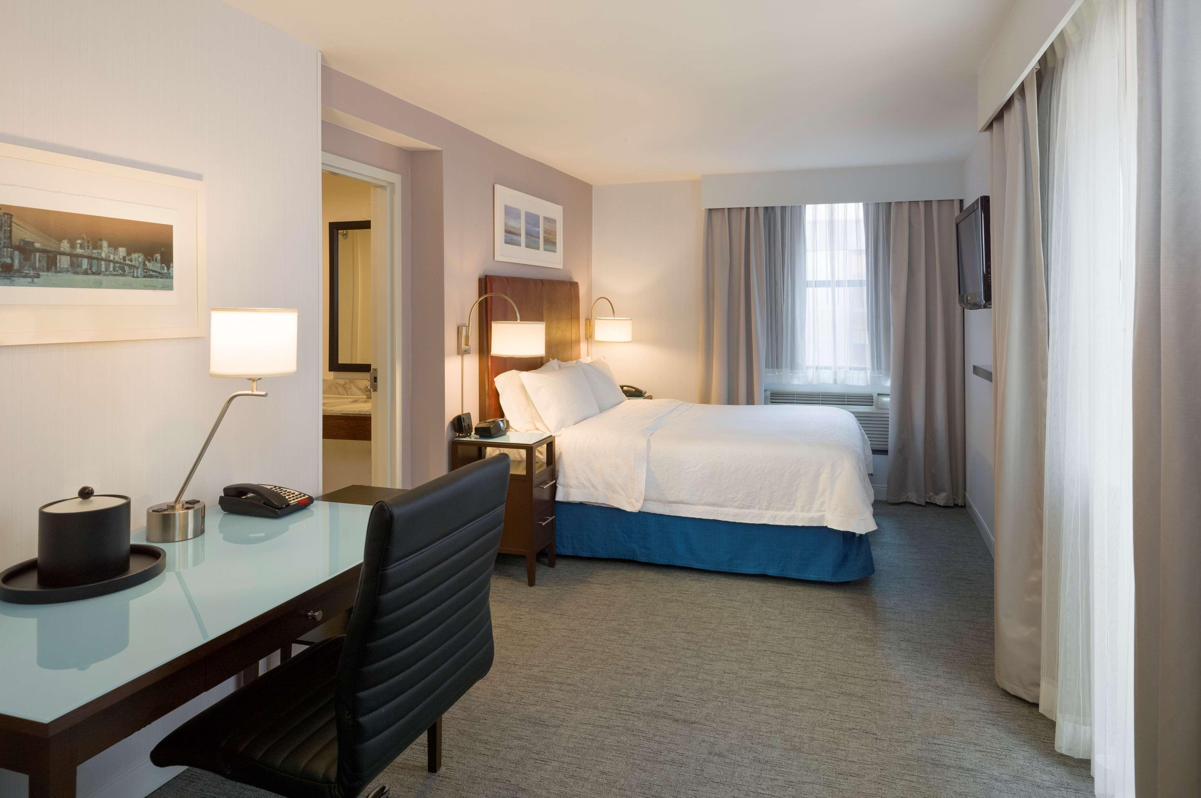 Hampton Inn Seaport Financial District New York Exteriör bild